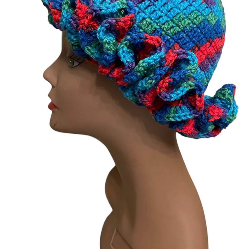 Crochet Ruffle Hat custom-made - Picture 2 of 2